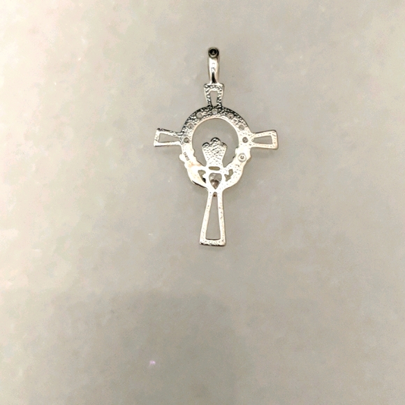 Cladagh Cross Pendant - Picture 2 of 4